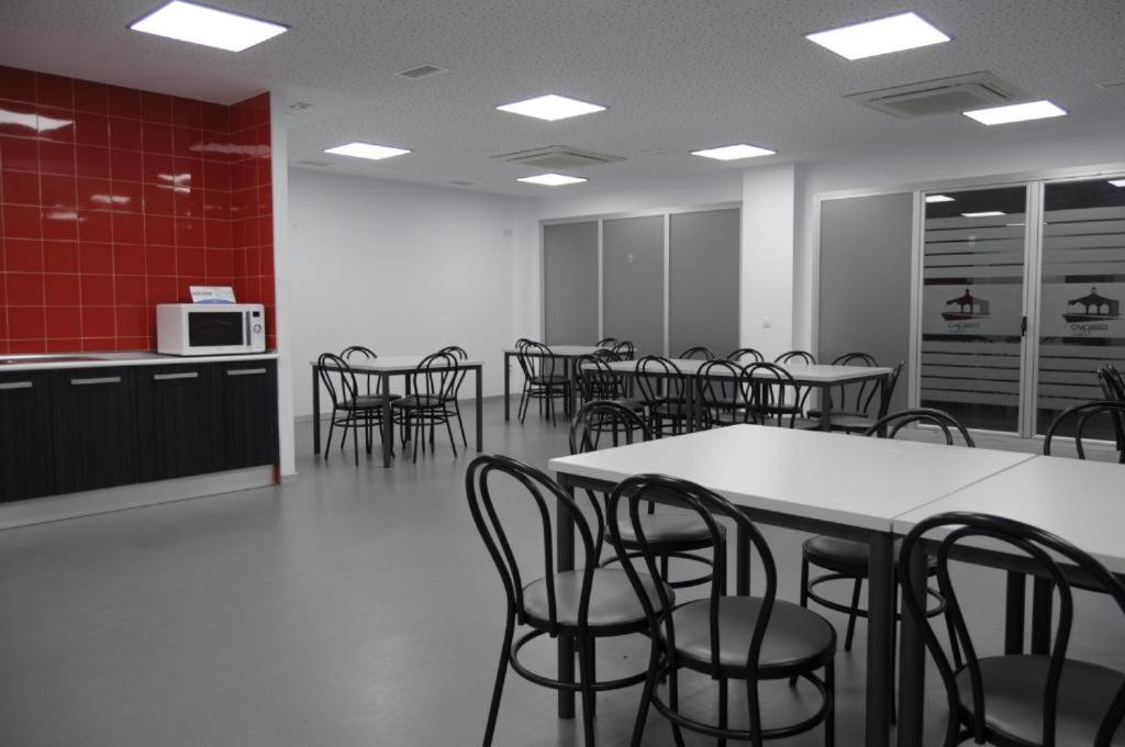 Hostel Divino Morales Arroyo de la Luz 外观 照片