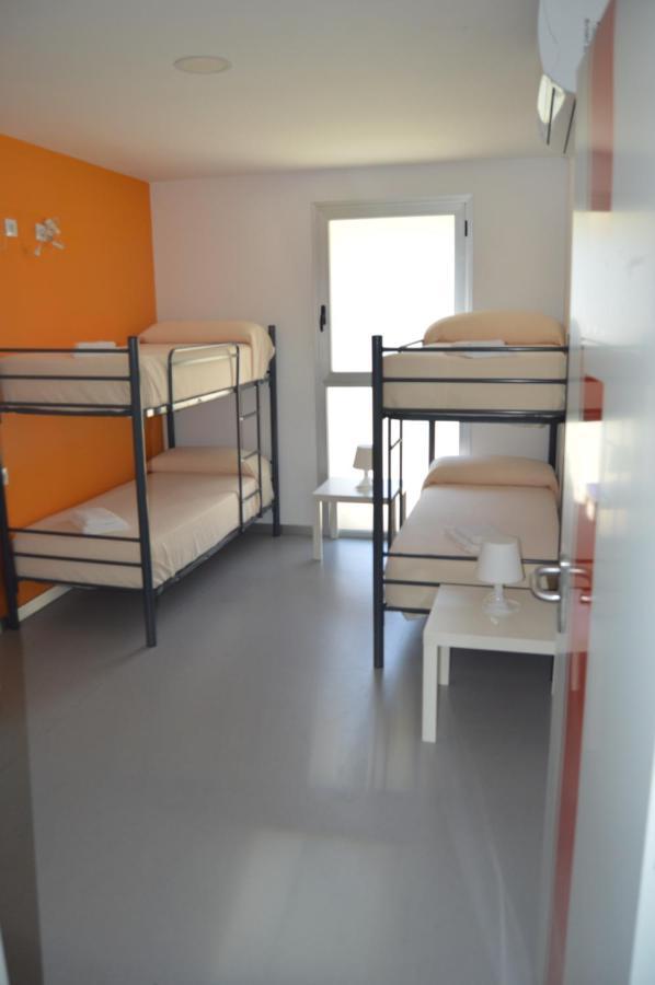 Hostel Divino Morales Arroyo de la Luz 外观 照片